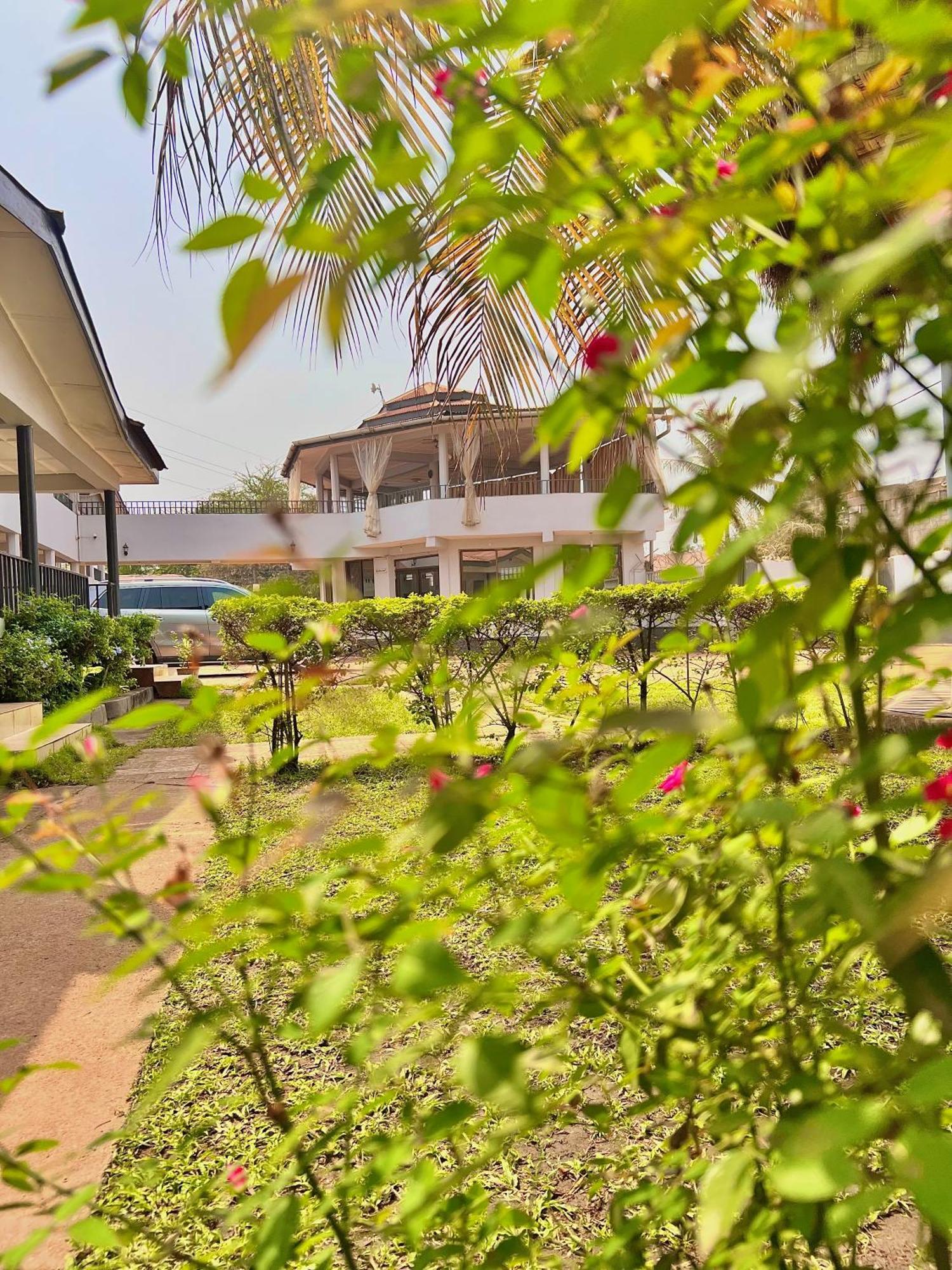 Paloma Guest House Kenema Exterior foto